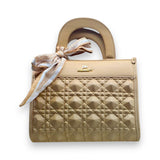 Dream City Quilted Hand Bag with Scarf Accent Glagil